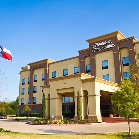 Hampton Inn & Suites Dallas-Desoto Exterior photo